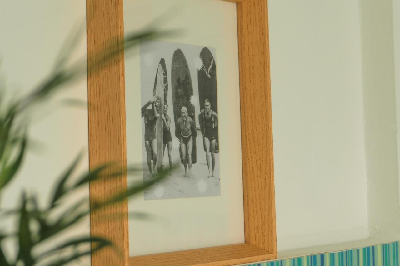 Hospedium Hostel Republica Surf House Ericeira Bagian luar foto