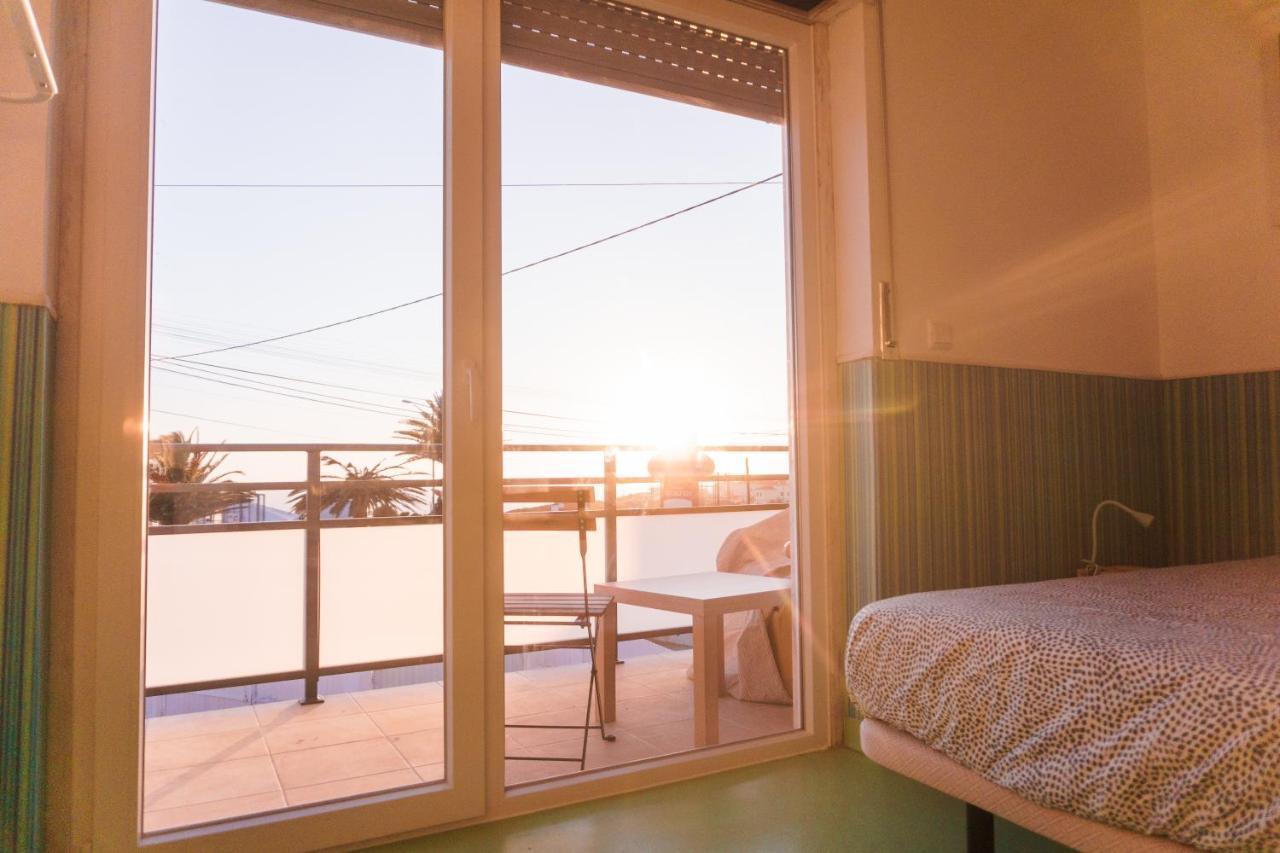 Hospedium Hostel Republica Surf House Ericeira Bagian luar foto