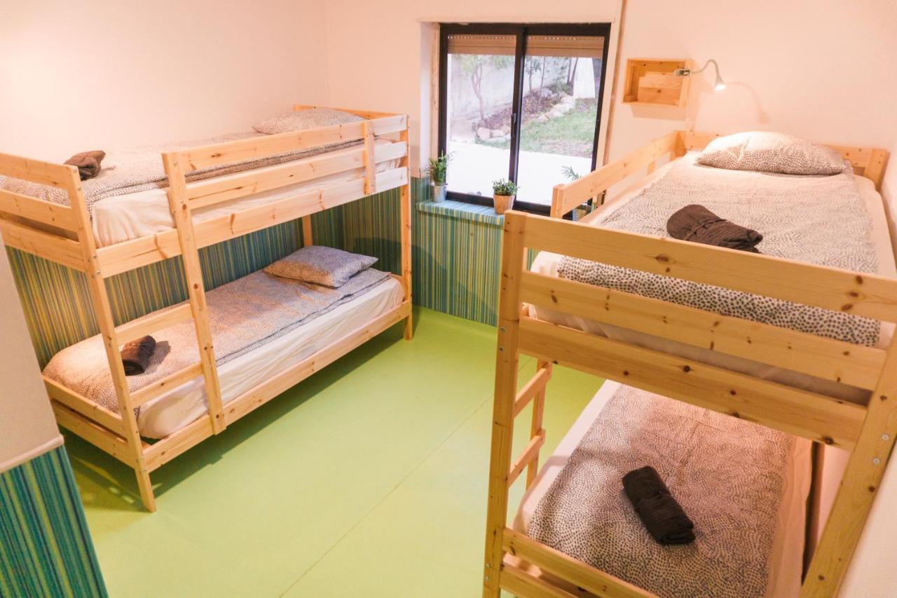 Hospedium Hostel Republica Surf House Ericeira Bagian luar foto