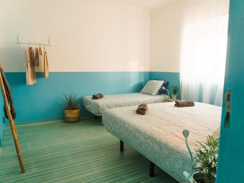 Hospedium Hostel Republica Surf House Ericeira Bagian luar foto